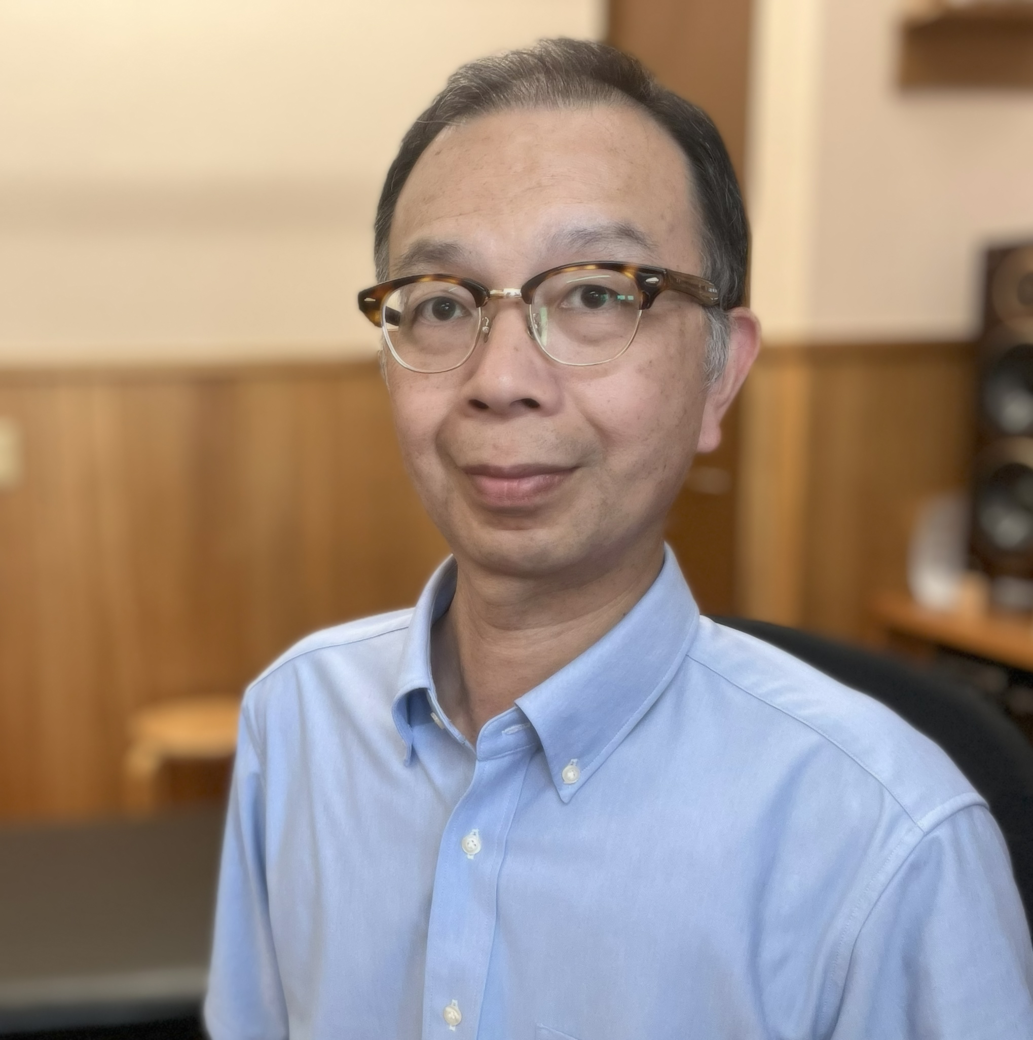 プロフィール